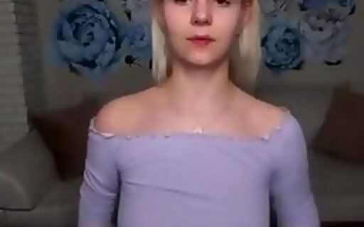 pretty white heshe emma jordan on live webcam 2
