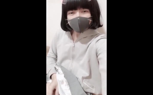 Chinese Teen Tranny Cum Hands Free