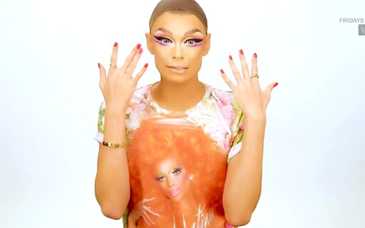 Valentina hot make-up