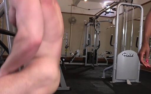Black tranny in legging fucking at gym