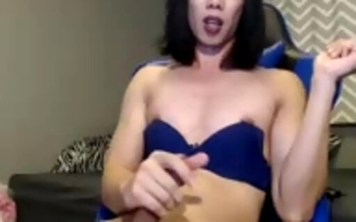 Sexy ass asian tgirl cums hard